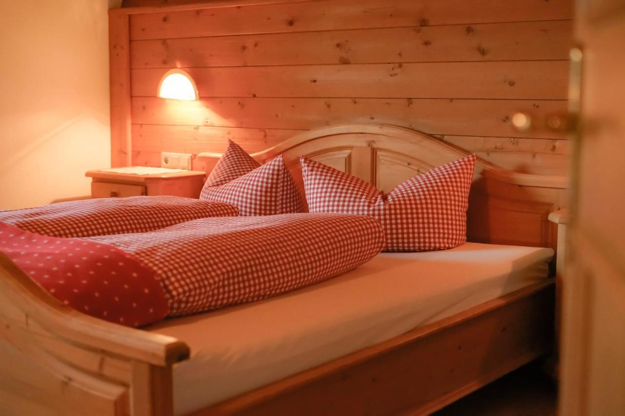 Schulhaus Tirol *